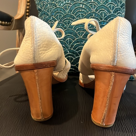 SALE! Frye Cream Ivory women's 9 Sophia Tie-On Leather Upper Leather Block 4" H - Picture 5 of 12